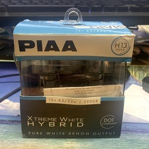 COPY - PIAA 12v 65/55w 3900 k Xtreme white hybrid